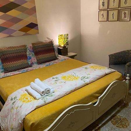 Flavia 21 Bed & Breakfast Elice Екстериор снимка